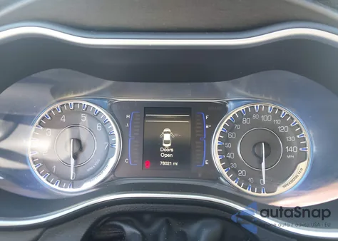 2017 Chrysler 200 Limited Platinum из США, поврежденный, VIN 1C3CCCAB3HN504776